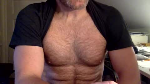 Snapshot of bisonbar chatting on March 16, 4:00 pm BisonBar online show from March 16, 4:00 pm