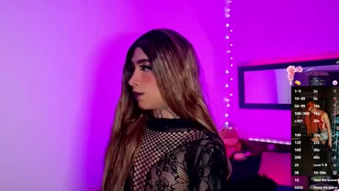  ..  .. online show from November 15, 10:26 pm