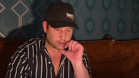 Snapshot of bitchellll chatting on July 26, 6:48 pm Mitchell online show from July 26, 6:48 pm