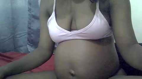 bitchy_111 online show from January 7, 9:45 am