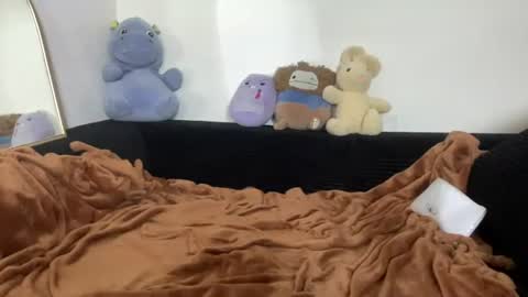bitemebitcch online show from June 16, 1:30 am