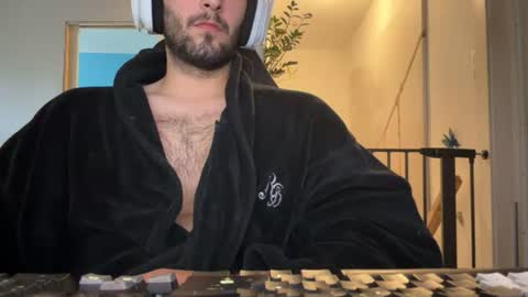 a cool guys online show from June 15, 1:02 pm