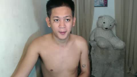 Snapshot of bj_alex31 chatting on February 4, 6:52 am alex online show from February 4, 6:52 am