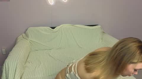 Snapshot of bjliki chatting on September 23, 9:34 am Julia online show from September 23, 9:34 am