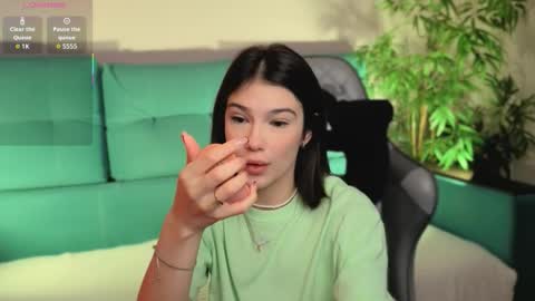 Snapshot of bjliki chatting on October 23, 6:13 am Julia online show from October 23, 6:13 am