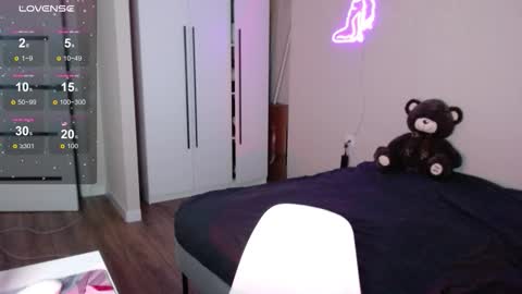 bklfeya online show from November 12, 6:08 pm