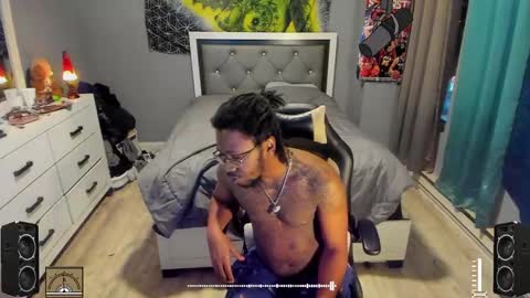 Plant Base Streamers From Pennsylvania online show from January 11, 10:51 pm