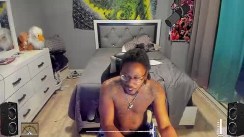 Plant Base Streamers From Pennsylvania online show from January 19, 10:39 pm