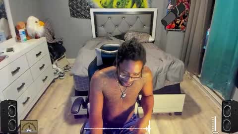 Plant Base Streamers From Pennsylvania online show from January 23, 11:05 pm