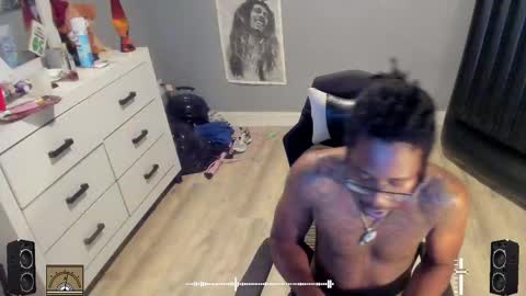 Plant Base Streamers From Pennsylvania online show from September 17, 11:39 pm