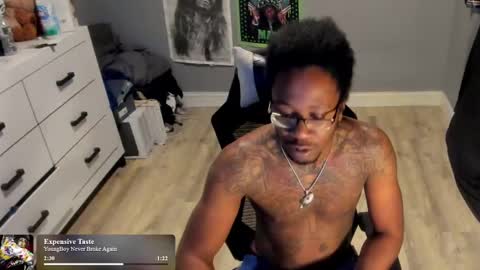 Plant Base Streamers From Pennsylvania online show from October 29, 10:55 pm