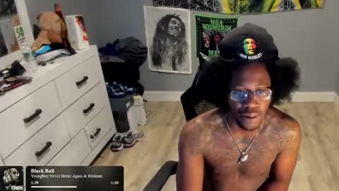 Plant Base Streamers From Pennsylvania online show from November 3, 11:37 pm