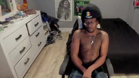 Plant Base Streamers From Pennsylvania online show from December 4, 12:20 am