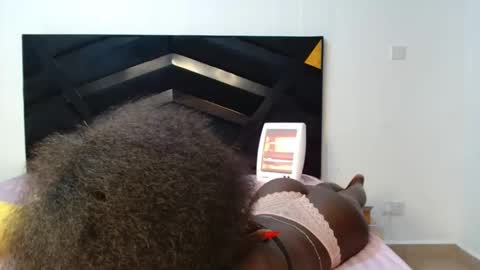 Queen online show from September 22, 6:54 pm