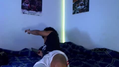 Snapshot of black_arthur chatting on November 21, 1:32 pm Black Arthur online show from November 21, 1:32 pm