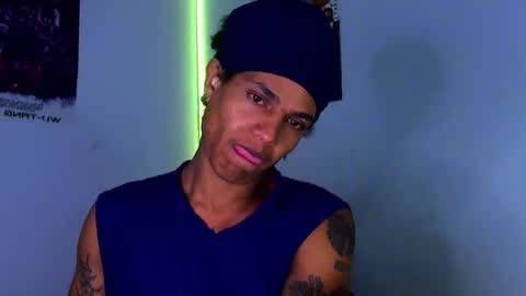 Snapshot of black_arthur chatting on January 18, 1:04 pm Black Arthur online show from January 18, 1:04 pm