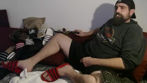 black_beard_slides online show from October 27, 10:03 pm