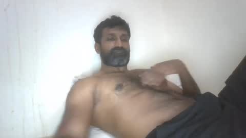 Snapshot of black_bull041988 chatting on February 11, 7:38 pm black bull1988 online show from February 11, 7:38 pm