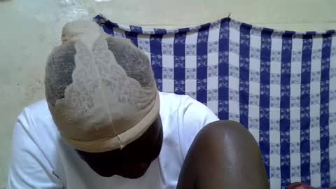 Snapshot of black_chocco chatting on June 14, 7:43 am black_chocco online show from June 14, 7:43 am