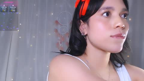 Snapshot of black_dar_ chatting on December 12, 10:24 am Sara online show from December 12, 10:24 am