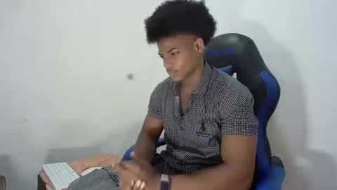 Snapshot of black_dicck chatting on September 9, 5:01 pm tu morenito online show from September 9, 5:01 pm