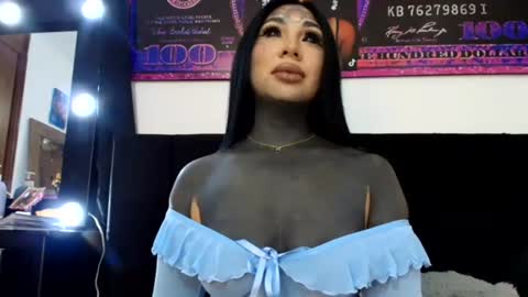 karenth soto online show from July 6, 10:12 pm