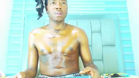 Snapshot of black_fire10 chatting on October 9, 7:34 pm Fireeee  online show from October 9, 7:34 pm