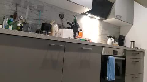 Manuel online show from November 20, 4:18 pm