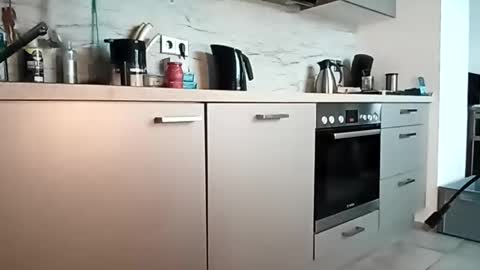 Manuel online show from February 15, 7:51 am