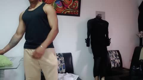 Snapshot of black_hot26 chatting on October 10, 2:05 pm black_hot26 online show from October 10, 2:05 pm