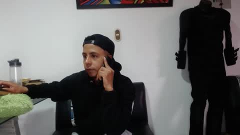 Snapshot of black_hot26 chatting on December 22, 2:03 pm black_hot26 online show from December 22, 2:03 pm