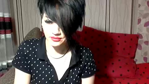 black_hot_01 online show from December 3, 7:21 am