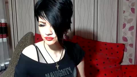 black_hot_01 online show from December 12, 5:31 am