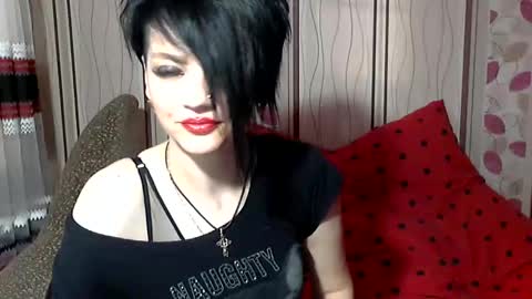 black_hot_01 online show from December 13, 6:10 am