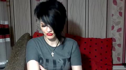 black_hot_01 online show from March 3, 3:20 pm