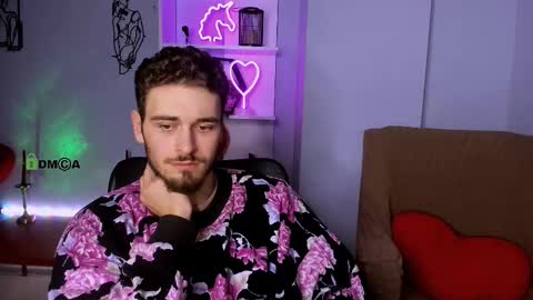 black_jacob12 online show from December 15, 1:15 pm