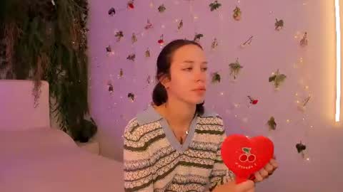 Snapshot of black_jenny chatting on June 16, 9:01 am Jenny online show from June 16, 9:01 am