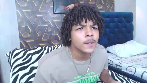 black_king_241 online show from October 5, 3:16 am