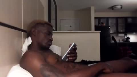 black_mamba2969 online show from December 4, 2:43 am