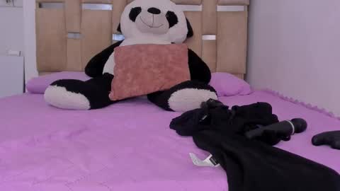 Snapshot of black_rose02 chatting on March 14, 11:26 am B L A C K R O S E online show from March 14, 11:26 am