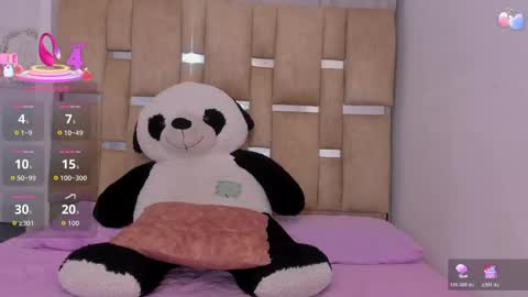 Snapshot of black_rose02 chatting on April 16, 11:33 am B L A C K R O S E online show from April 16, 11:33 am