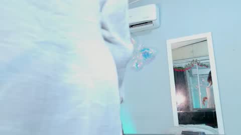 Tifany online show from October 18, 1:12 pm