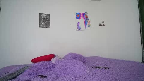 Snapshot of black_tentationx chatting on May 26, 5:03 am black_tentationx online show from May 26, 5:03 am
