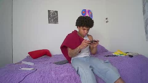 Snapshot of black_tentationx chatting on June 4, 3:01 am black_tentationx online show from June 4, 3:01 am