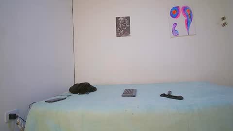 Snapshot of black_tentationx chatting on June 17, 4:37 am black_tentationx online show from June 17, 4:37 am