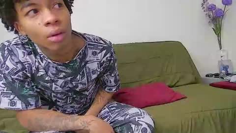 Snapshot of black_tentationx chatting on July 28, 8:45 pm black_tentationx online show from July 28, 8:45 pm