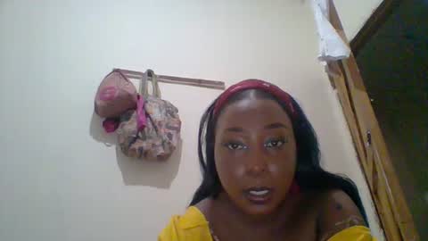 Dee online show from June 16, 7:11 am