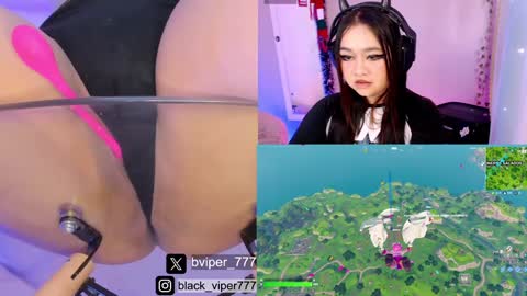 Snapshot of black_viperr chatting on December 14, 3:15 pm Mel online show from December 14, 3:15 pm