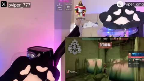 Snapshot of black_viperr chatting on September 14, 2:05 pm Mel online show from September 14, 2:05 pm