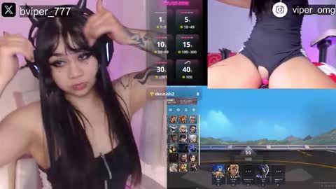 Snapshot of black_viperr chatting on October 4, 3:26 am Mel online show from October 4, 3:26 am